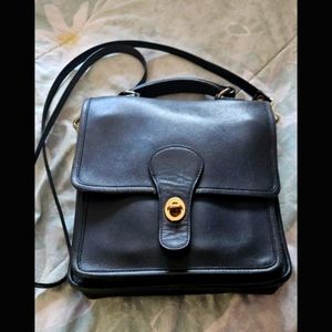 Vintage Coach messenger crossbody